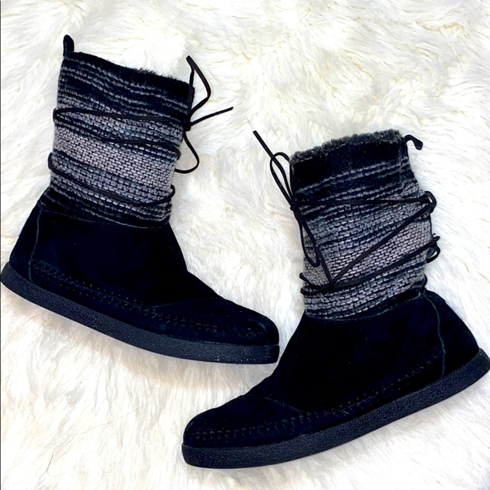 💥FLASH SALE💥 Toms suede Jacquard Nepal boots